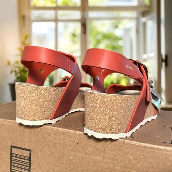 Mephisto Full- Grain Leather Violett Wedge Heel Sandal - Picture 9 of 15